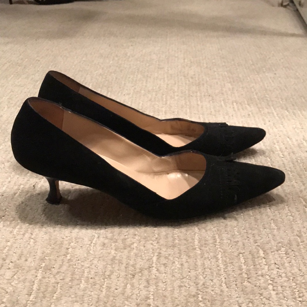 Black suede manolo blahnik low heels